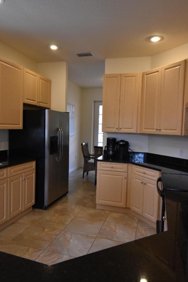 Tradewinds Homosassa Marina Resort Экстерьер фото