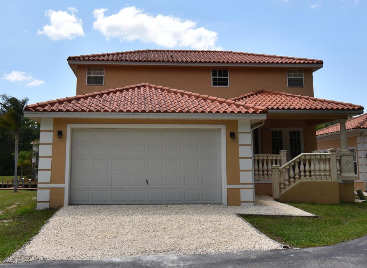 Tradewinds Homosassa Marina Resort Экстерьер фото