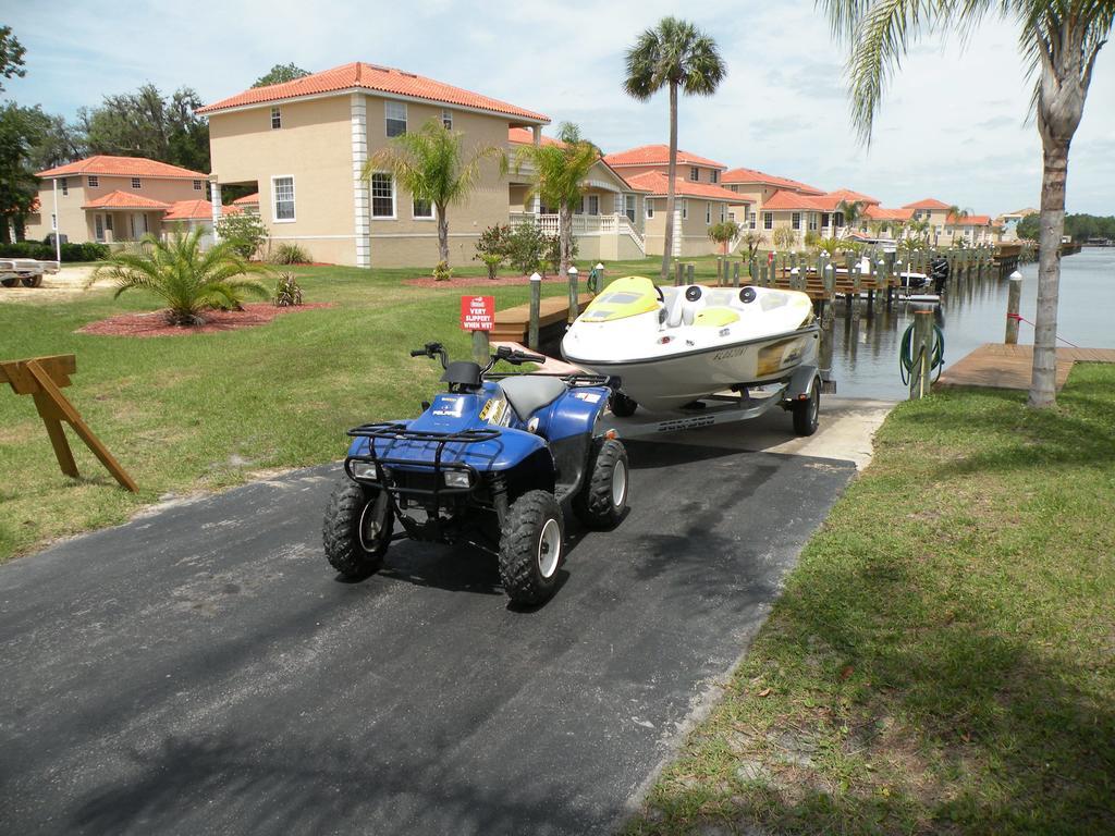 Tradewinds Homosassa Marina Resort Экстерьер фото