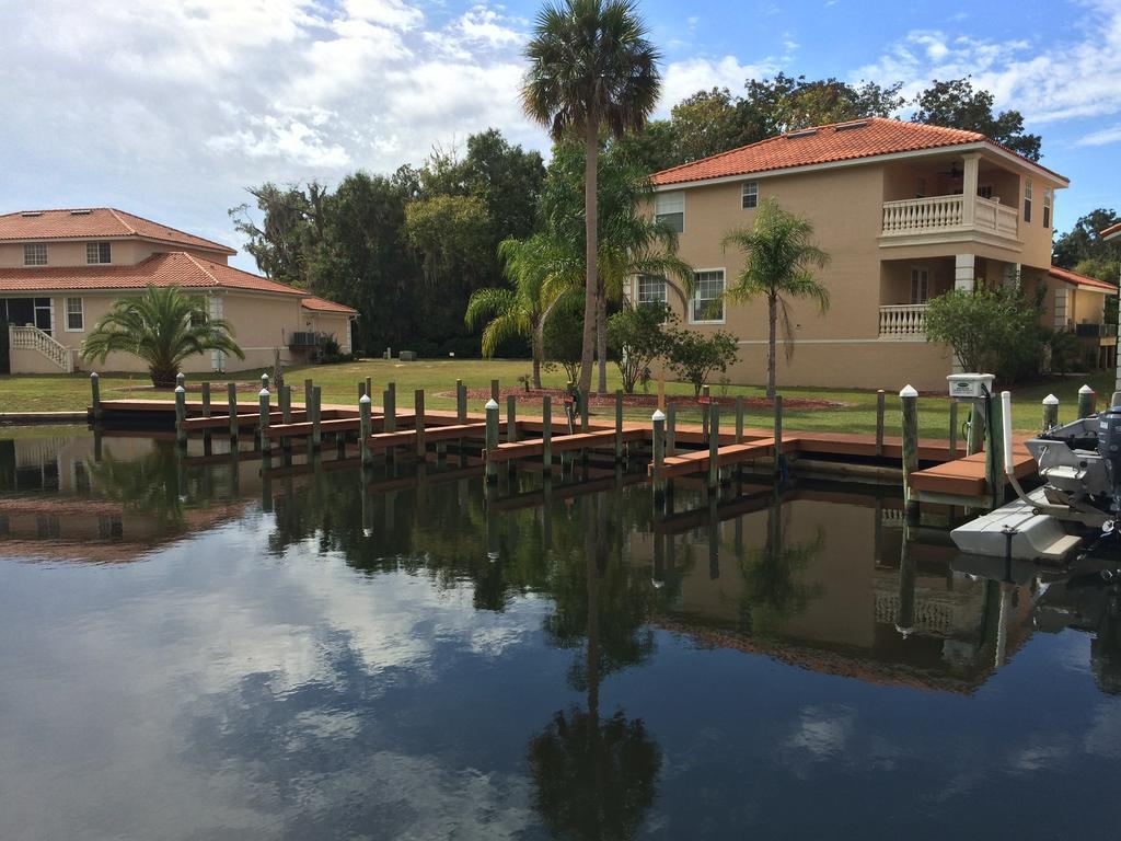 Tradewinds Homosassa Marina Resort Экстерьер фото